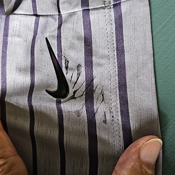 Women's Nike golf shirt NWT. Standard fit large. Purple‎ lavender print. - Picture 11 of 11